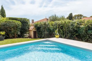 Bazénový set Desjoyaux začíná na 229 tisících kč bez DPH (6x3x1,25m) a obsahuje: ♥ železobetonový bazénový monolit ♥...